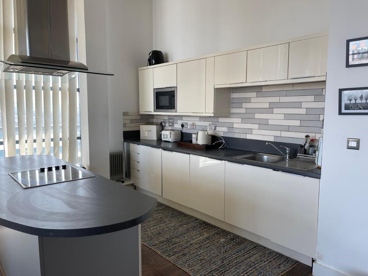 3 Bedroom Stunning Penthouse Appartement